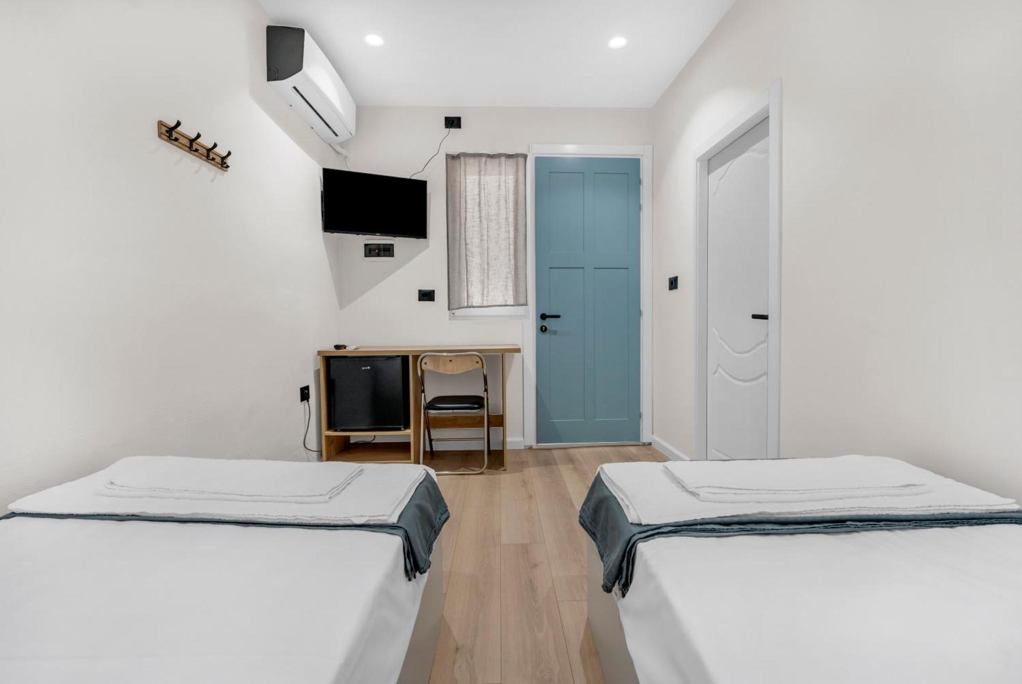 The Nook City Centre En Suite Berat Eksteriør billede